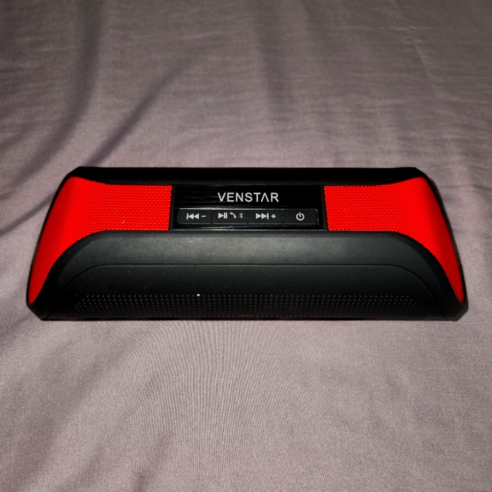 Venstar Red and Black Bluetooth Speaker